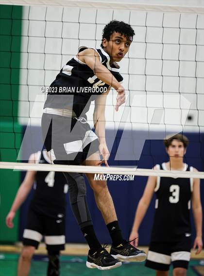 Thumbnail 3 in Cherokee Trail vs. Eaglecrest (CHSAA 5A Round 1) photogallery.