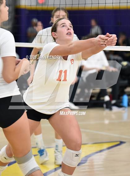 Thumbnail 1 in Huntington Beach vs. Mira Costa (Durango Fall Classic) photogallery.