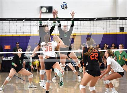 Thumbnail 2 in Huntington Beach vs. Mira Costa (Durango Fall Classic) photogallery.