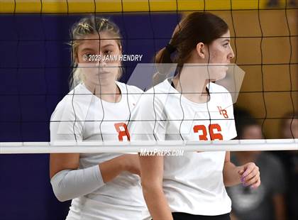 Thumbnail 2 in Huntington Beach vs. Mira Costa (Durango Fall Classic) photogallery.