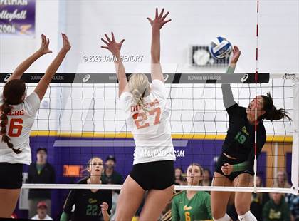 Thumbnail 2 in Huntington Beach vs. Mira Costa (Durango Fall Classic) photogallery.