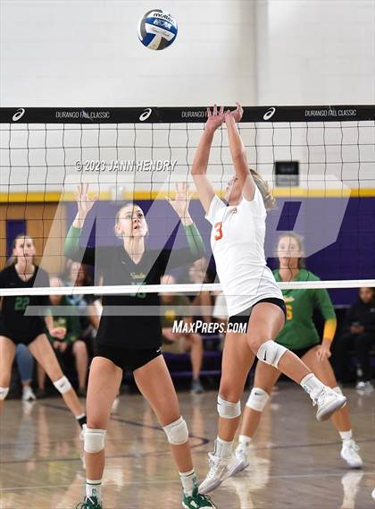 Thumbnail 3 in Huntington Beach vs. Mira Costa (Durango Fall Classic) photogallery.