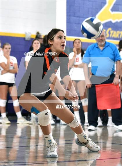 Thumbnail 3 in Huntington Beach vs. Mira Costa (Durango Fall Classic) photogallery.
