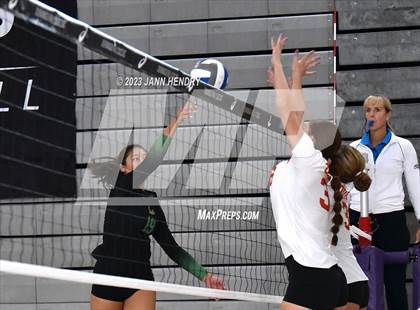 Thumbnail 3 in Huntington Beach vs. Mira Costa (Durango Fall Classic) photogallery.