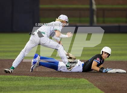 Thumbnail 2 in Tatum vs. Gunter (UIL 3A Regional Semifinal Playoff) photogallery.