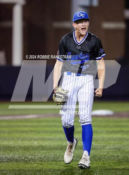 Thumbnail 2 in Tatum vs. Gunter (UIL 3A Regional Semifinal Playoff) photogallery.