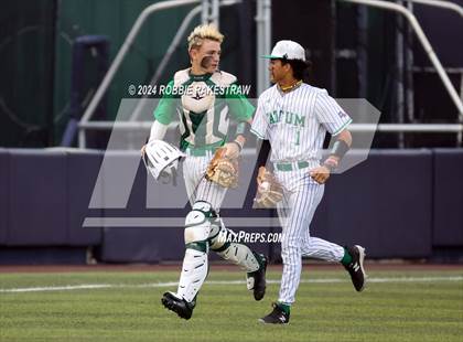 Thumbnail 1 in Tatum vs. Gunter (UIL 3A Regional Semifinal Playoff) photogallery.