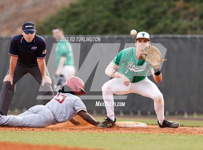 Thumbnail 3 in Lassiter @ Roswell photogallery.