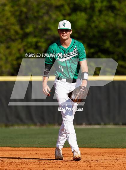 Thumbnail 2 in Lassiter @ Roswell photogallery.