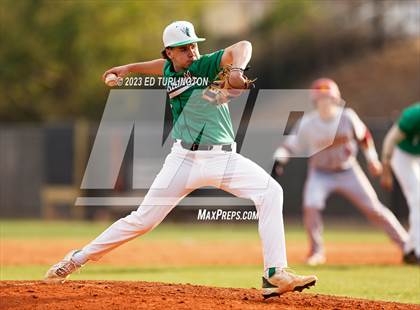 Thumbnail 2 in Lassiter @ Roswell photogallery.