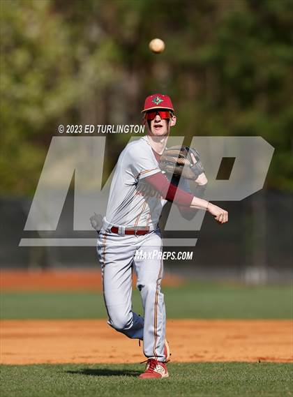 Thumbnail 3 in Lassiter @ Roswell photogallery.