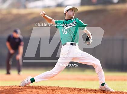 Thumbnail 3 in Lassiter @ Roswell photogallery.
