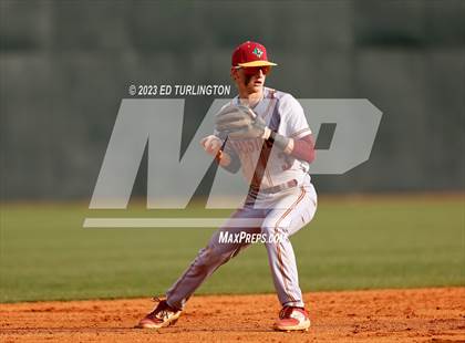 Thumbnail 2 in Lassiter @ Roswell photogallery.