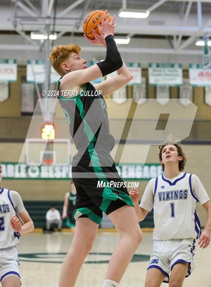 Thumbnail 1 in Hillcrest vs. Pleasant Grove (Utah Autism Holiday Classic) photogallery.
