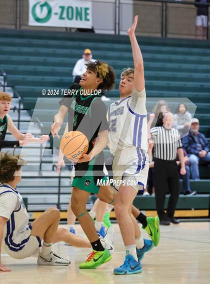 Thumbnail 3 in Hillcrest vs. Pleasant Grove (Utah Autism Holiday Classic) photogallery.