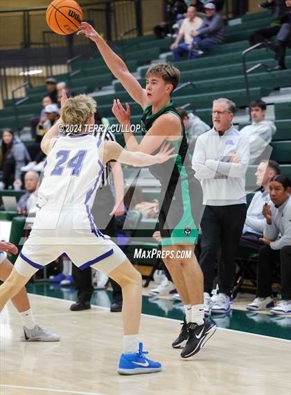 Thumbnail 1 in Hillcrest vs. Pleasant Grove (Utah Autism Holiday Classic) photogallery.