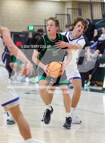 Thumbnail 3 in Hillcrest vs. Pleasant Grove (Utah Autism Holiday Classic) photogallery.