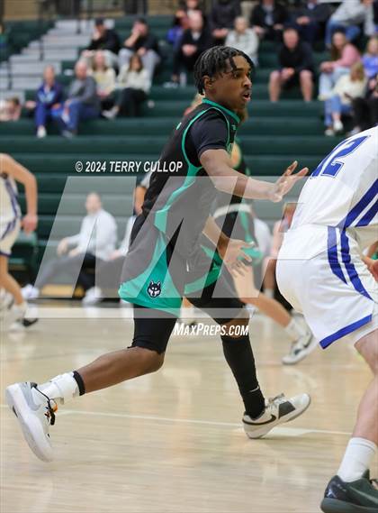 Thumbnail 1 in Hillcrest vs. Pleasant Grove (Utah Autism Holiday Classic) photogallery.