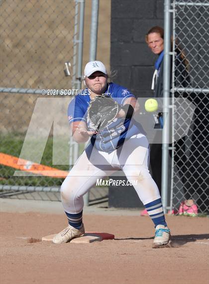 Thumbnail 3 in Bishop Ready vs Amanda-Clearcreek (OHSAA D3 Sectional Final) photogallery.