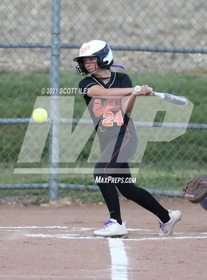 Thumbnail 2 in Bishop Ready vs Amanda-Clearcreek (OHSAA D3 Sectional Final) photogallery.