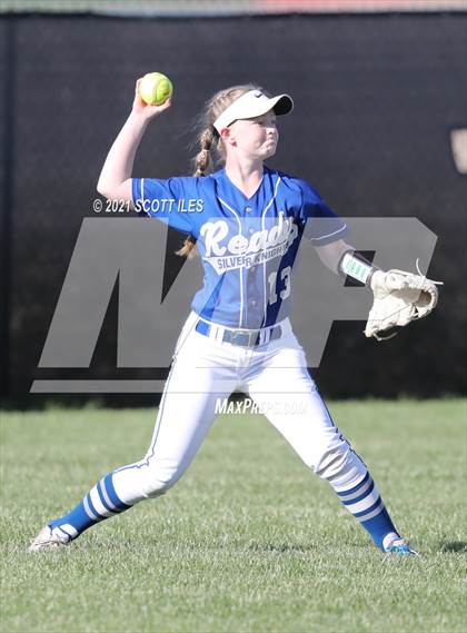 Thumbnail 3 in Bishop Ready vs Amanda-Clearcreek (OHSAA D3 Sectional Final) photogallery.