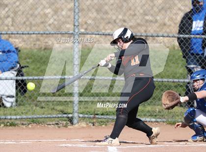 Thumbnail 3 in Bishop Ready vs Amanda-Clearcreek (OHSAA D3 Sectional Final) photogallery.