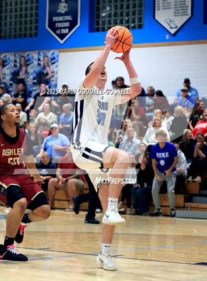 Thumbnail 2 in Ashley @ Swansboro photogallery.