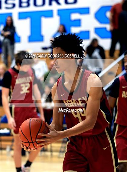 Thumbnail 1 in Ashley @ Swansboro photogallery.