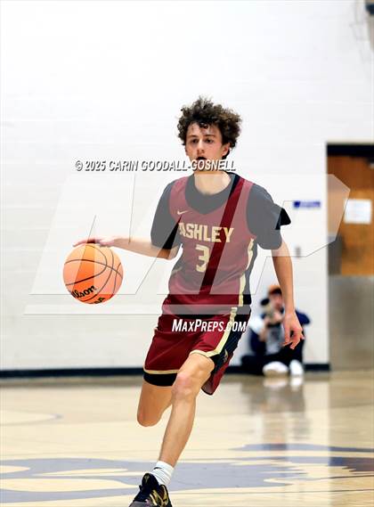 Thumbnail 1 in Ashley @ Swansboro photogallery.