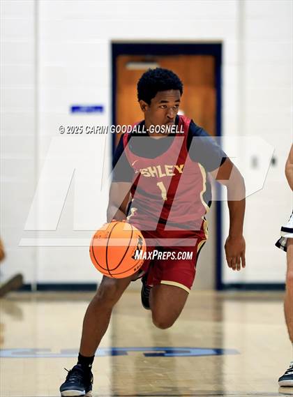 Thumbnail 3 in Ashley @ Swansboro photogallery.