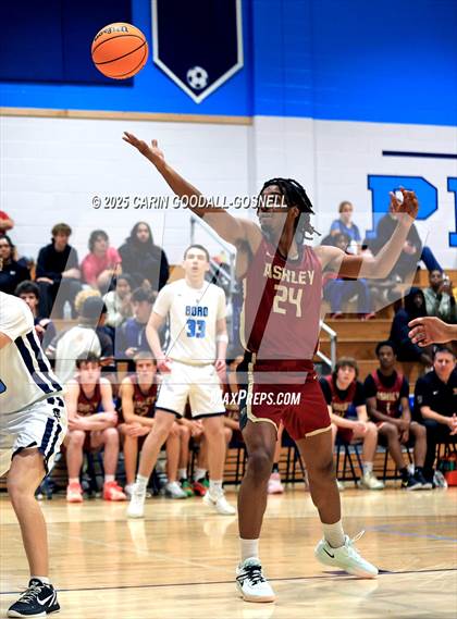 Thumbnail 3 in Ashley @ Swansboro photogallery.