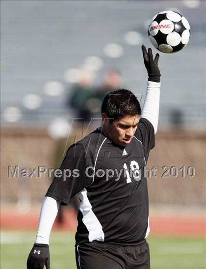 Thumbnail 3 in Dallas Jesuit vs Bishop Lynch ( Meintser Tournament ) photogallery.