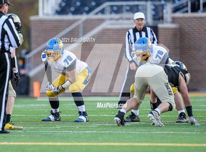 Thumbnail 3 in East Buchanan vs. Marceline - MSHSAA Class 1 Show-Me Bowl photogallery.