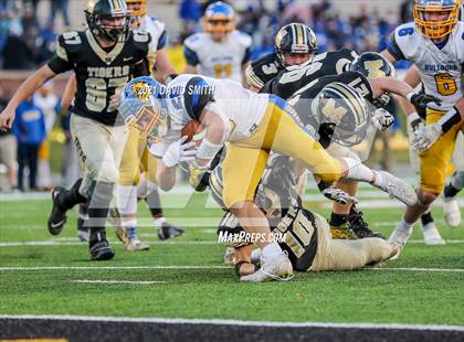 Thumbnail 2 in East Buchanan vs. Marceline - MSHSAA Class 1 Show-Me Bowl photogallery.