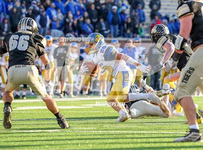 Thumbnail 1 in East Buchanan vs. Marceline - MSHSAA Class 1 Show-Me Bowl photogallery.