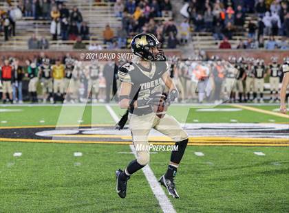 Thumbnail 2 in East Buchanan vs. Marceline - MSHSAA Class 1 Show-Me Bowl photogallery.