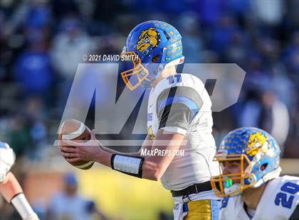 Thumbnail 3 in East Buchanan vs. Marceline - MSHSAA Class 1 Show-Me Bowl photogallery.