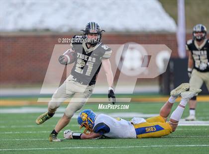 Thumbnail 3 in East Buchanan vs. Marceline - MSHSAA Class 1 Show-Me Bowl photogallery.
