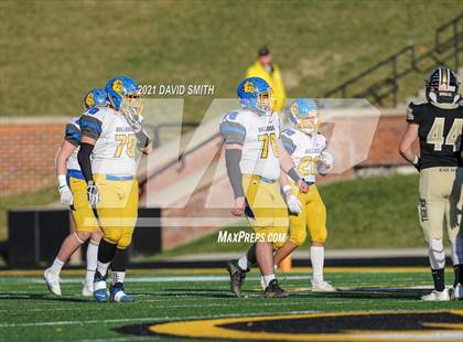 Thumbnail 2 in East Buchanan vs. Marceline - MSHSAA Class 1 Show-Me Bowl photogallery.
