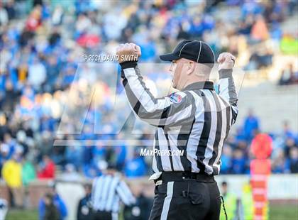 Thumbnail 3 in East Buchanan vs. Marceline - MSHSAA Class 1 Show-Me Bowl photogallery.