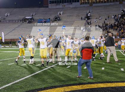 Thumbnail 3 in East Buchanan vs. Marceline - MSHSAA Class 1 Show-Me Bowl photogallery.