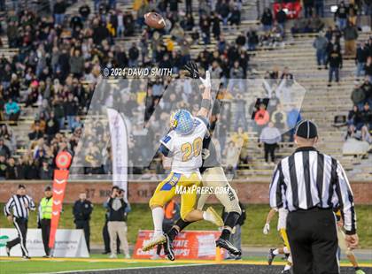 Thumbnail 3 in East Buchanan vs. Marceline - MSHSAA Class 1 Show-Me Bowl photogallery.