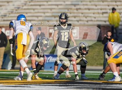 Thumbnail 1 in East Buchanan vs. Marceline - MSHSAA Class 1 Show-Me Bowl photogallery.