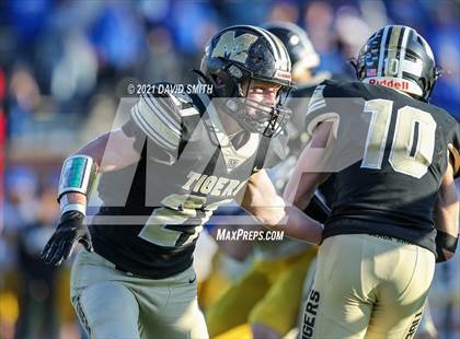 Thumbnail 3 in East Buchanan vs. Marceline - MSHSAA Class 1 Show-Me Bowl photogallery.