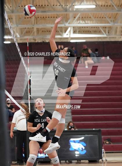 Thumbnail 1 in New Caney @ A&M Consolidated photogallery.