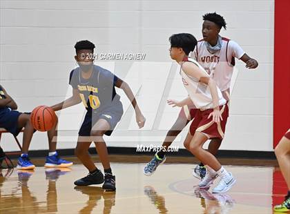 Thumbnail 2 in Cypress Woods vs Cypress Ranch (B Teams) photogallery.
