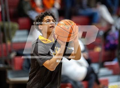 Thumbnail 1 in Bridgehampton vs East Hampton (Kendell Madison) photogallery.