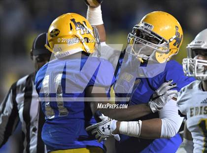 Thumbnail 1 in Edison @ La Mirada (CIF-SS D3 Final) photogallery.