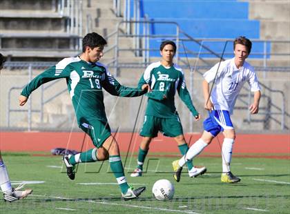 Thumbnail 1 in Poway vs. San Diego (22nd Annual San Diego Holiday Tournament) photogallery.