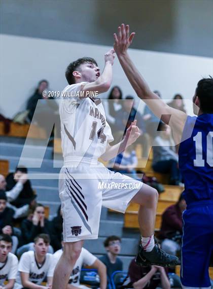 Thumbnail 3 in Roscoe Central vs. Livingston Manor (Section 9 Class D Championship) photogallery.